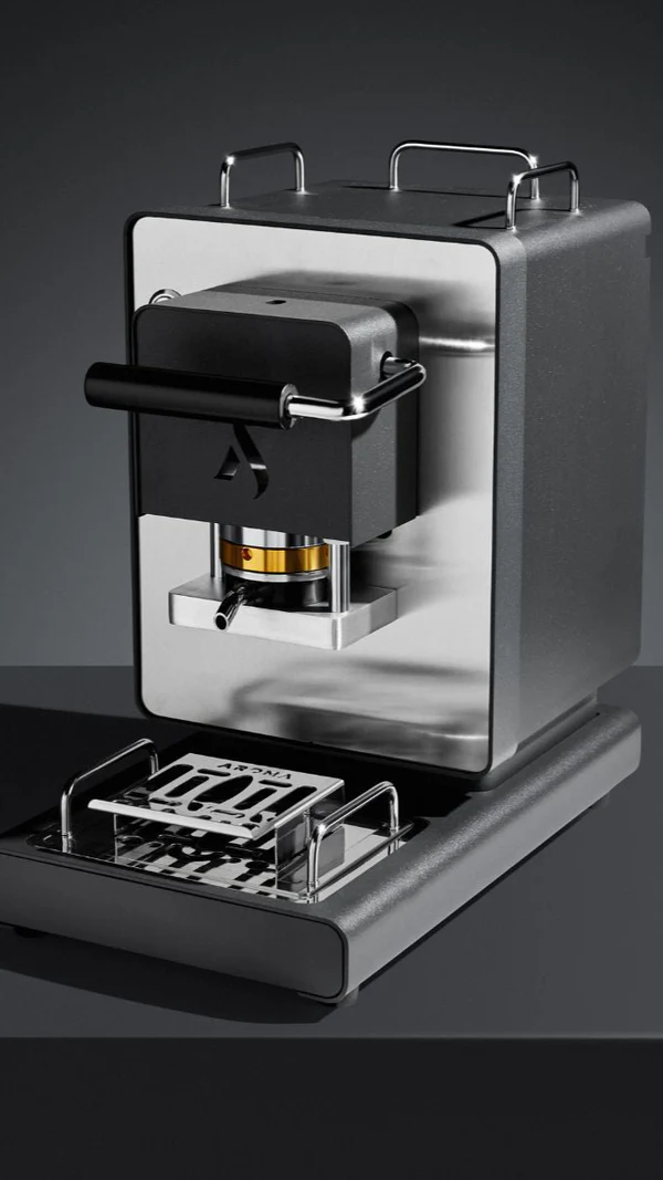 Macchina professionale compatta per caffè espresso